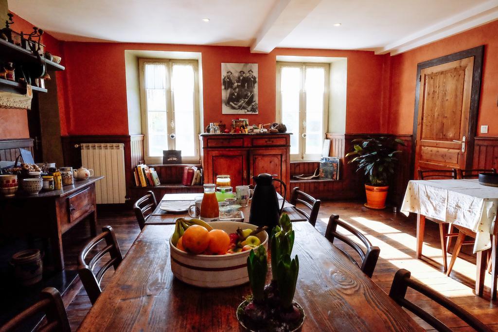 Le Poujastou Juzet-de-Luchon Exterior foto